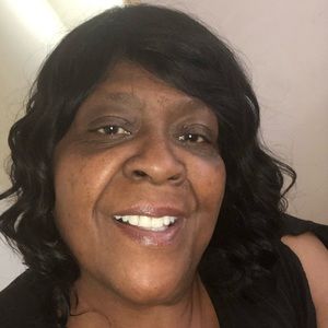 Meet your Posher, Vivian